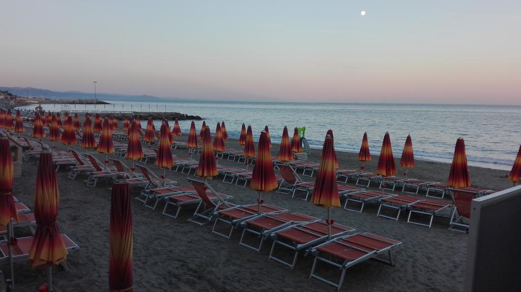 Hotel San Nazario Varazze Dış mekan fotoğraf