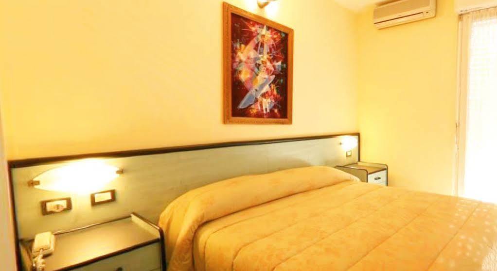 Hotel San Nazario Varazze Dış mekan fotoğraf